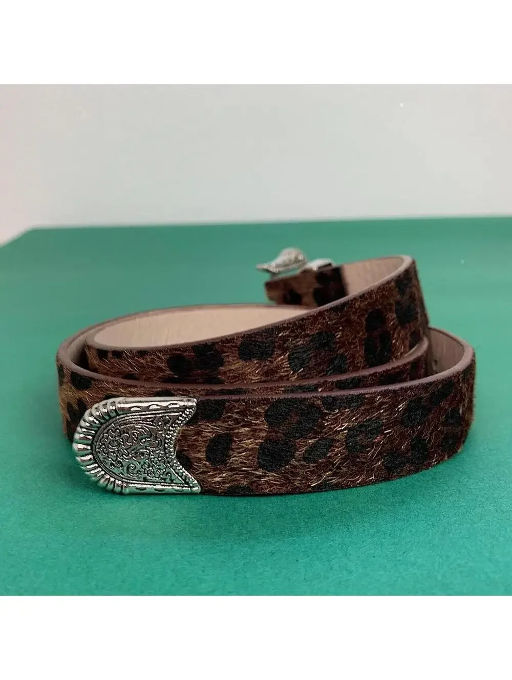 Vintage y2k Cyber style Brown Cheetah Fur American Western boho indie belt